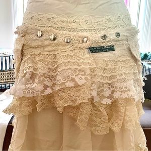 OOAK Shabby Chic Boho Pocket Bustle Skirt